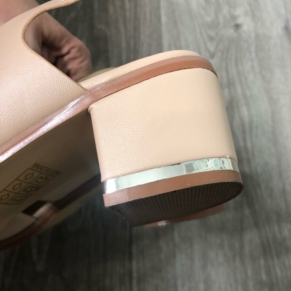 nude block sandals - Picture 2 of 5